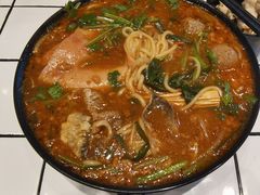 -肥汁米蘭香港米线(长宁来福士店)