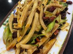 -瑞杰烧烤店·24小时营业(山东路店)