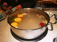 -螃牛记创意火锅