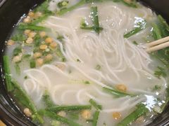 -花馬肆.云南过桥米线(汉神购物广场现场熬汤店)