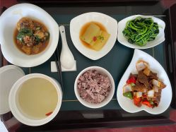 点击看大图 -新寰亚月子会所(金鸡湖凯宾店)
