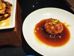 鸭黄狮子头-梅飞酒家(桑园路店)