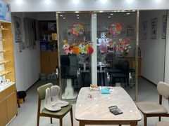 -亿视康青少儿眼镜(五官科店)
