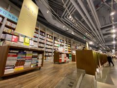 -方所(华润万象城店)
