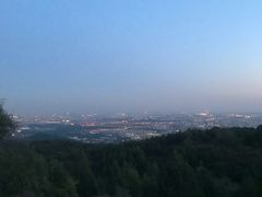 -鬼笑石后山停车场