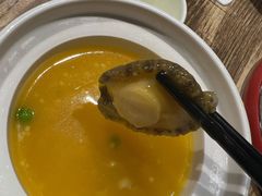 -香山湖家家宴(中山陵店)