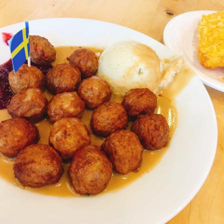 宜家餐厅(宝山店)-"期待了很久的瑞典肉丸 千里迢迢来吃蓝莓.