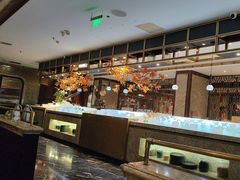 -半岛翡丽海鲜自助餐厅(观风亭店)