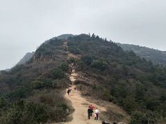 -灵岩山风景区