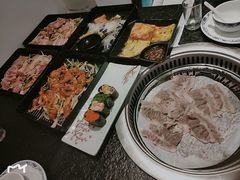-烤路里·韩国品质自助烤肉(石路天虹4号店)