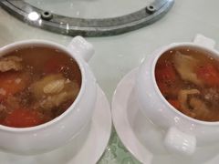 海参炖菇菌汤-九大簋家宴(晓港湾店)