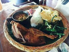 -Pundi Pundi Restaurant