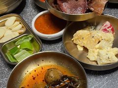 -草家酱蟹炭火烤肉店(珲春南路一店)