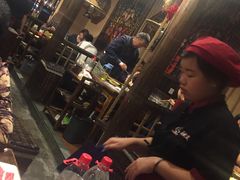 等位区-唇辣号重庆老火锅(燕郊鑫乐汇店)