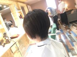 -构想时尚发型会所
