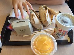 -麦当劳(东方时代广场分店)