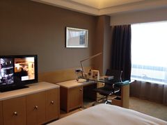 豪华大床房-上海中航虹桥机场泊悦酒店