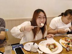 -城市大道红炉披萨烘焙坊