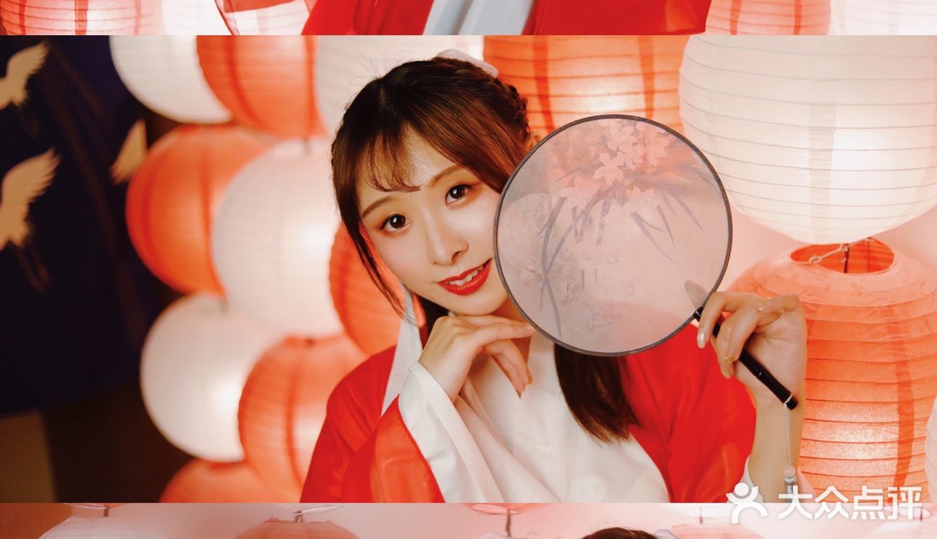 魔都探店│比网红展还好拍？神仙摄影棚了解一下
