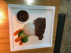 iphone_upload_pic-山色柴火烤披萨·西餐·窑炉披萨
