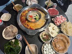 -洞亭火锅(防空洞总店)