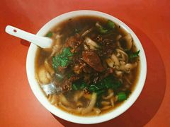-样样红面馆