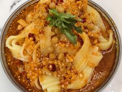 -欧提汗·新疆餐厅·清真(银都路店)
