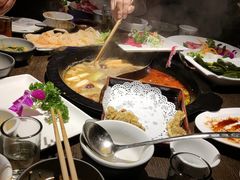 -九牧鱻·渝老鬼重庆火锅(人民路店)