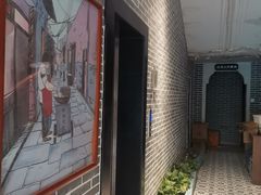 -老长沙湘菜馆(凤凰路店)