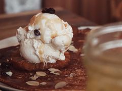 菠萝朗姆酒冰淇淋可丽饼-RAC BAR(安福路店)