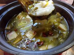 -周鱼小馆石锅酸菜鱼(活力汇店)