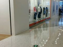 -优衣库(昆明爱琴海购物公园店)