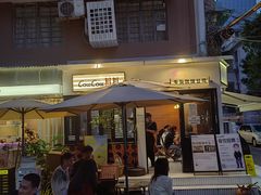 门面-CowCow其其·牛杂咖啡公司(六运店)