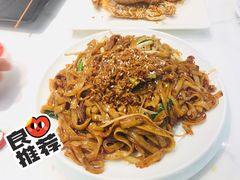 港式干炒牛河-渔文乐·海鲜大排档(千灯湖店)