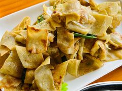 -莲餐厅·湖北菜·潜江小龙虾店(愚园路店)