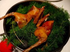 -弦月窗LUNETTE BY AMANDA(复兴路店)