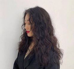 -宫铭烫发染发接发店