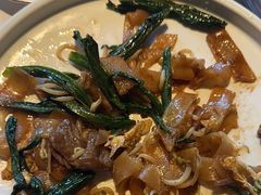 -八府香鸭·啫啫煲(华山路店)