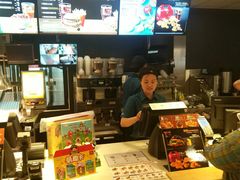 -麦当劳(七宝乐购店)