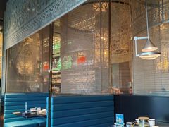 -凤凰湘语·平价海鲜餐厅(浦东旗舰店)
