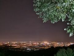 -鬼笑石后山停车场