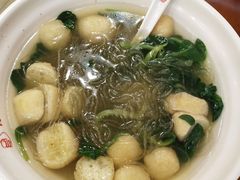 油豆腐粉丝汤-小姜锅贴(凤凰街店)