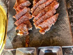 现切肩胛牛排-老乾杯和牛烧肉(王府中环店)