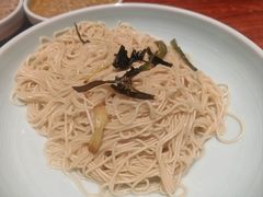 开洋葱油拌面-裕兴记•蟹黄面馆(人民广场店)