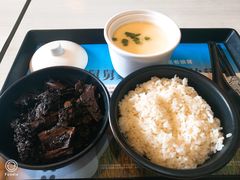 梅干菜肉套餐-老娘舅餐厅(黄龙体育中心店)