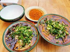 -拈签一笑黄牛肉辣卤串串