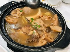 台山筒骨煲莲藕-鹅城