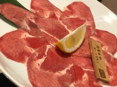 -山川小町·极番烧肉(新地假日广场店)