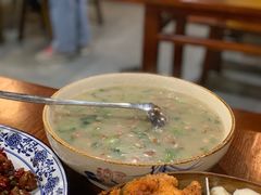 -黄桷树曹家私房菜(江与城店)