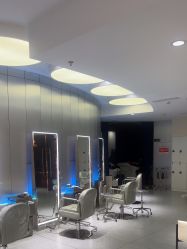 -PE SALON